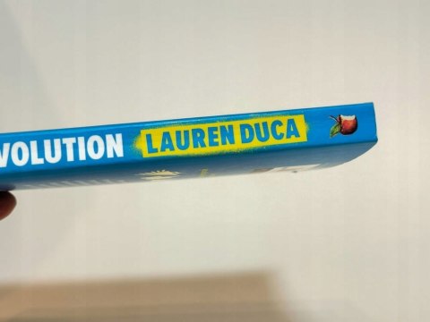 How to Start a Revolution: Young People and the Future... Lauren Duca (ENG)
